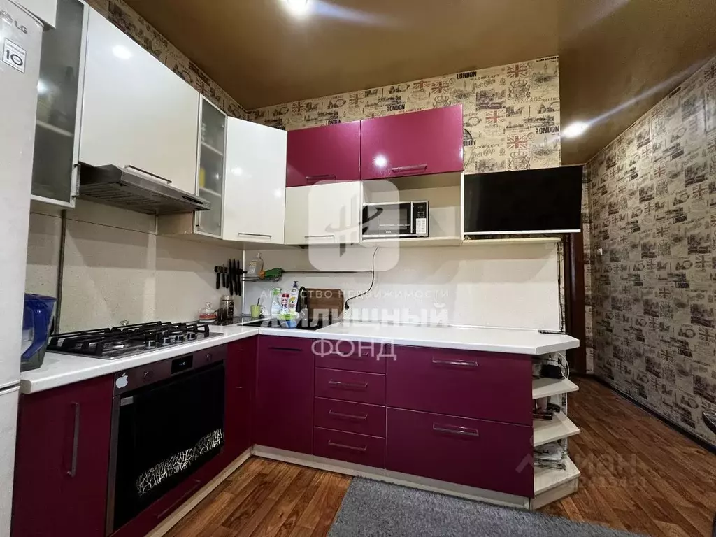 Дом в Саратовская область, Саратов Замковая ул., 7 (136 м) - Фото 1