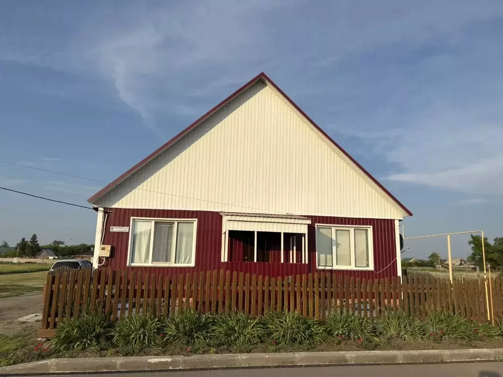 Дом в Омская область, с. Одесское пер. Дачный, 10 (86 м) - Фото 1