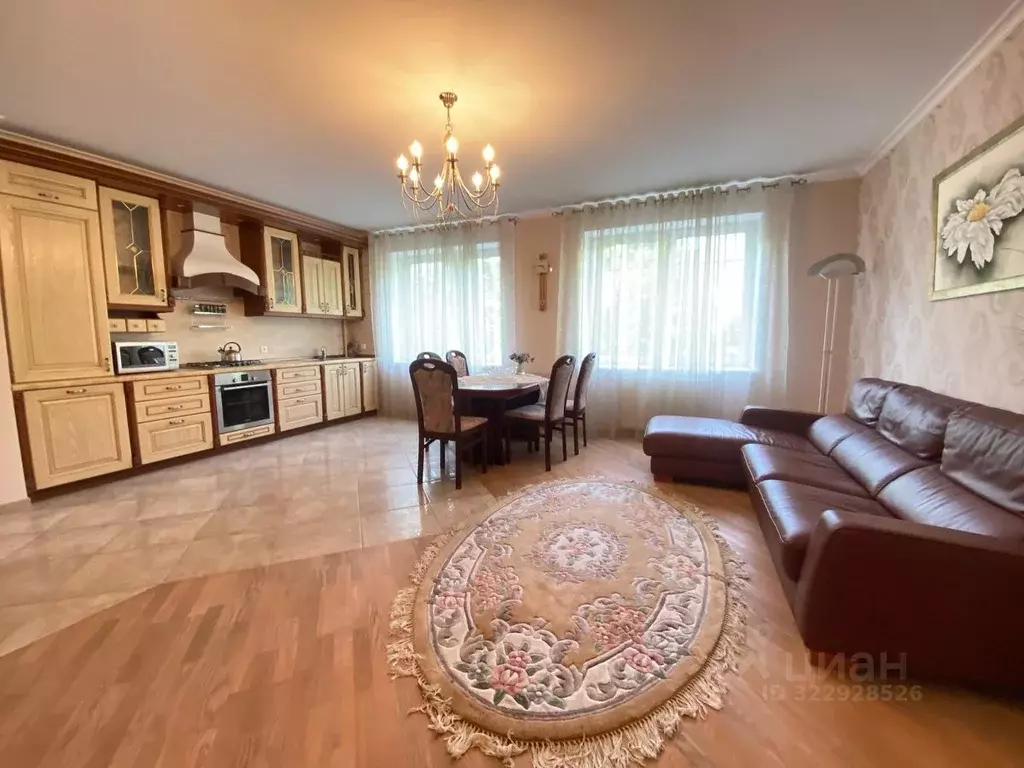 3-к кв. Калининградская область, Светлогорск Аптечная ул., 8 (91.6 м) - Фото 1