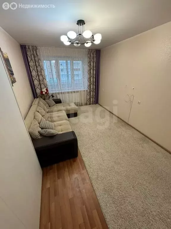 2-комнатная квартира: Альметьевск, микрорайон Алсу, улица Рината ... - Фото 1