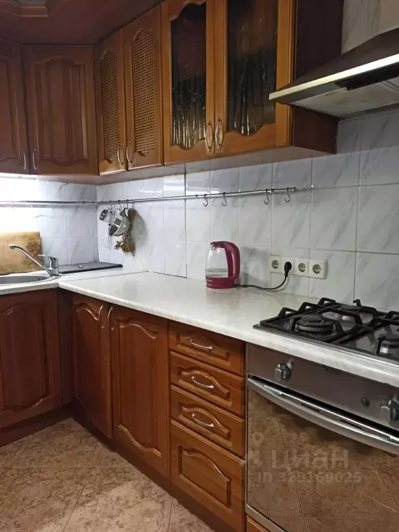 3-к кв. Самарская область, Самара просп. Кирова, 226 (66.3 м) - Фото 2