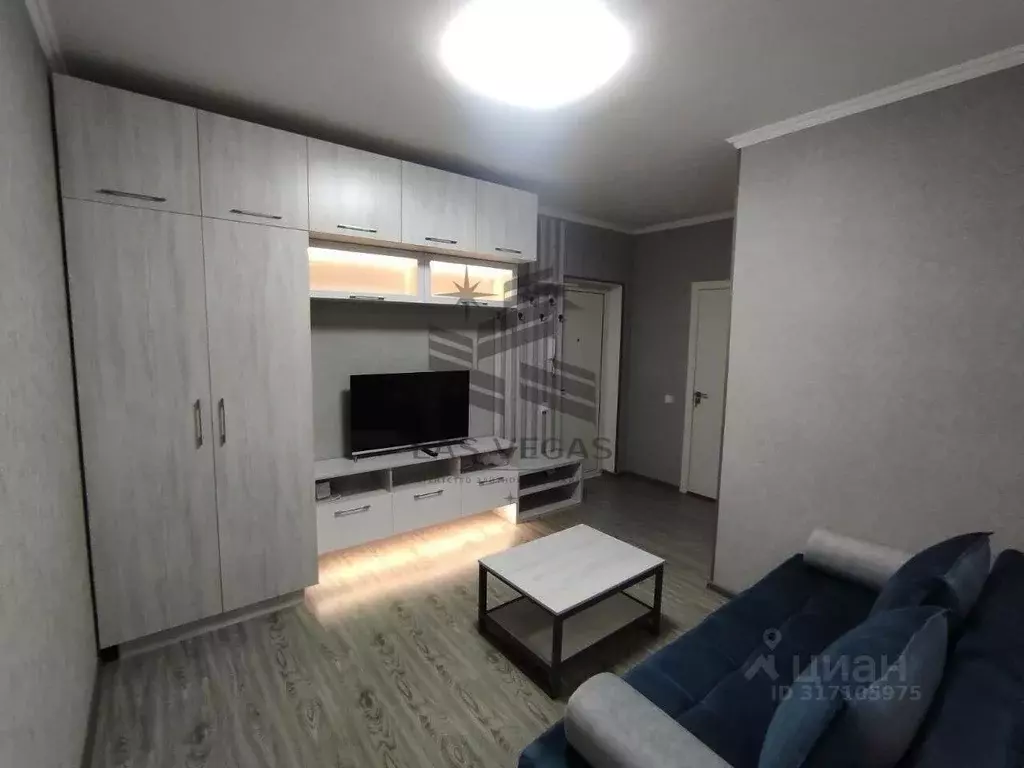 2-к кв. Татарстан, Казань ул. Родины, 24Б (45.0 м) - Фото 0