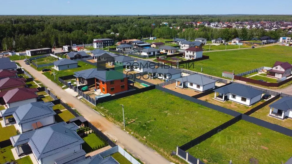Участок в Московская область, Домодедово КП Рэд тер., 327 (11.72 сот.) - Фото 0