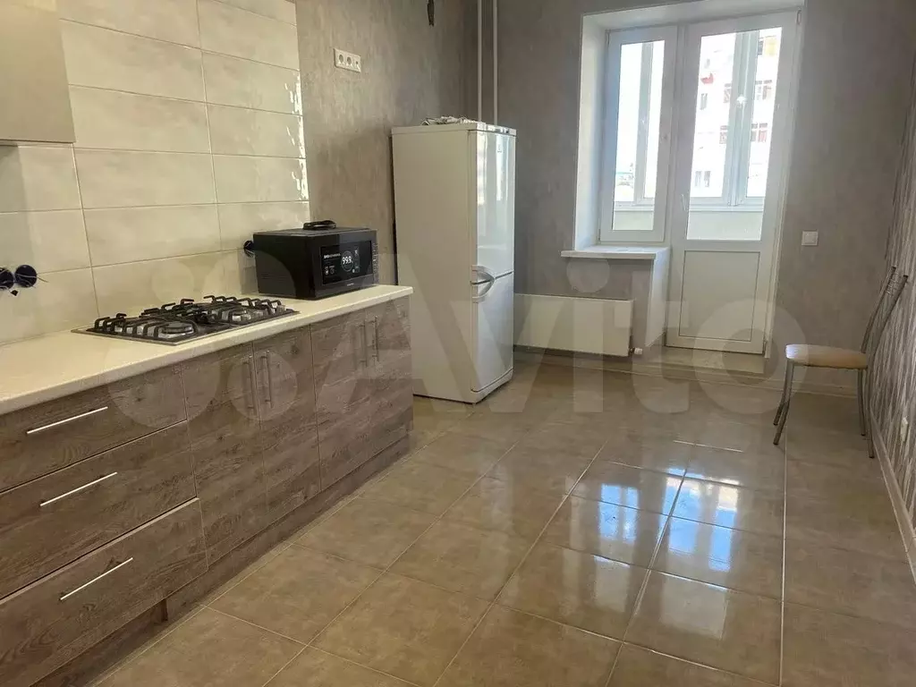 1-к. квартира, 40 м, 3/10 эт. - Фото 0