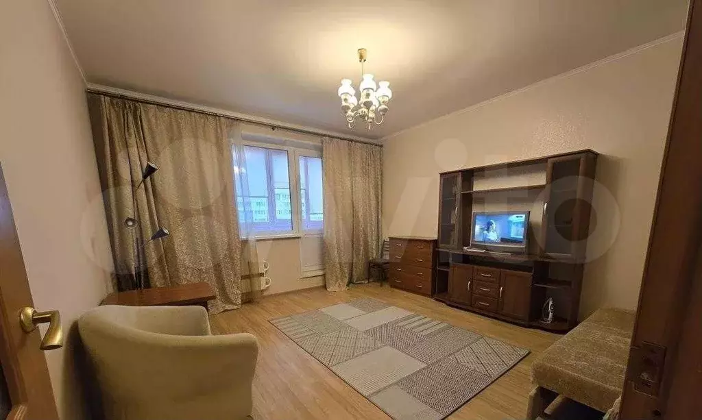 1-к. квартира, 40 м, 10/12 эт. - Фото 1