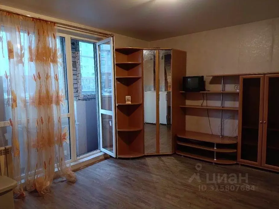 Студия Волгоградская область, Волгоград ул. Малиновского, 10А (30.2 м) - Фото 1