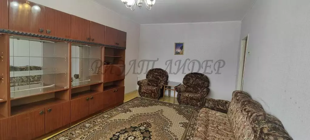 2-к кв. Алтай, Горно-Алтайск Коммунистический просп., 29 (52.5 м) - Фото 0