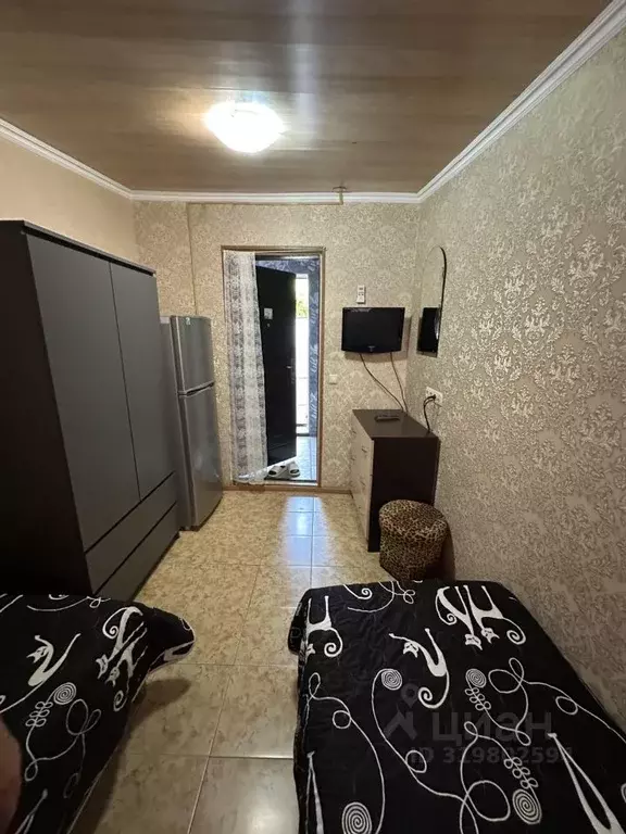 1-к кв. Крым, Феодосия ул. Володарского, 21 (15.0 м) - Фото 2