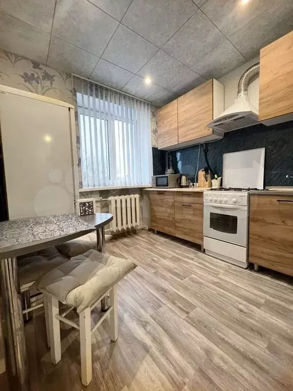 3-к. квартира, 56,7 м, 4/5 эт. - Фото 0