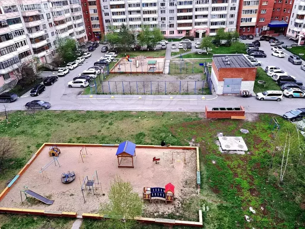 4-комнатная квартира: Тюмень, улица Монтажников, 19 (113.1 м) - Фото 0