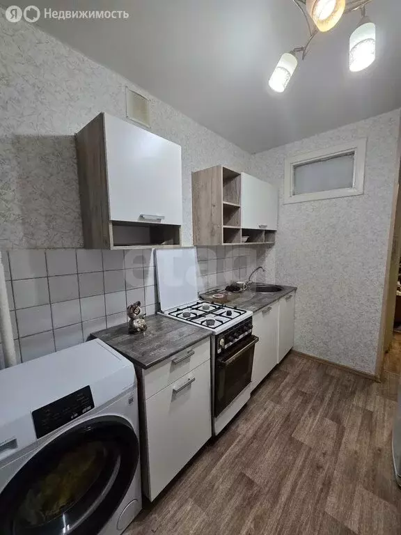 1-комнатная квартира: Миасс, улица Попова, 11 (30 м) - Фото 2