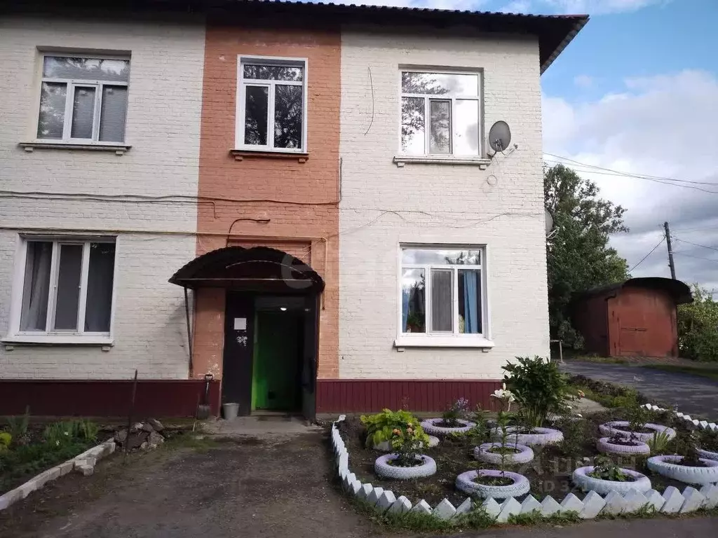 2-к кв. Белгородская область, Валуйки ул. Пархоменко, 1 (49.8 м) - Фото 0