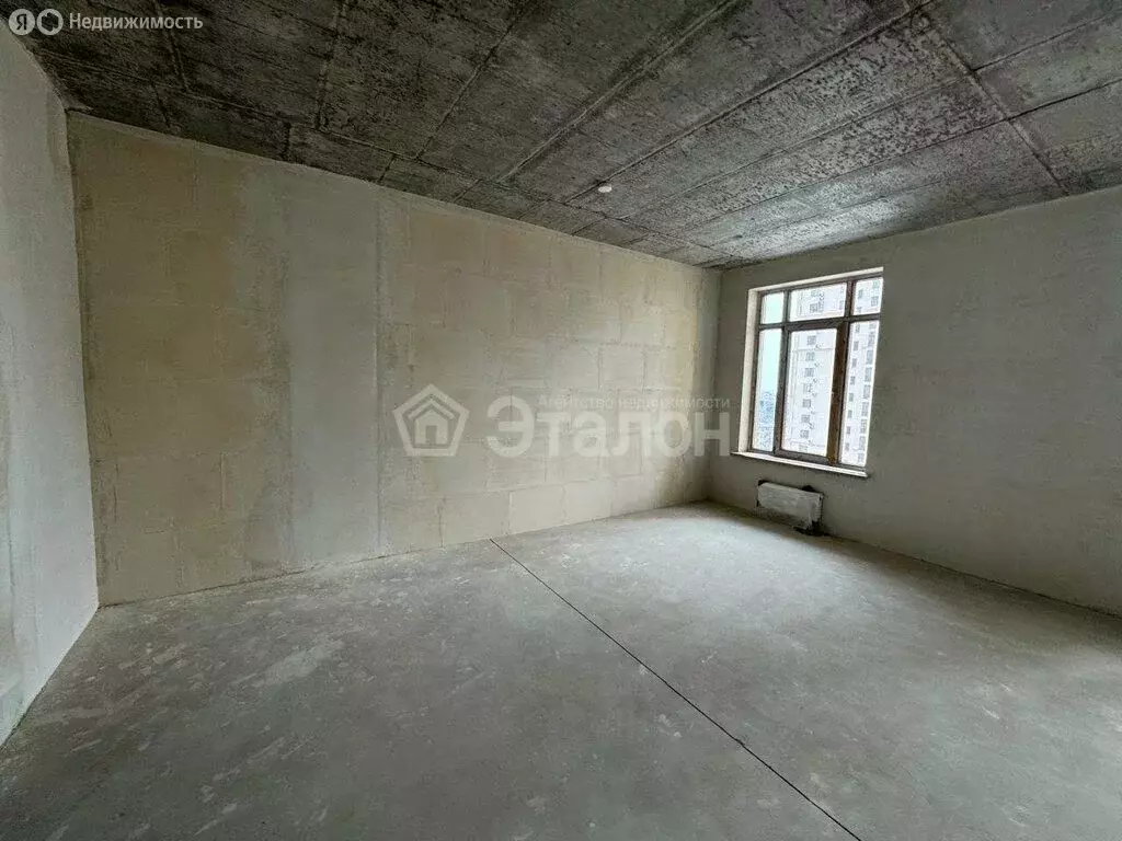 2-комнатная квартира: Волгоград, Бакинская улица, 6 (76.5 м) - Фото 1