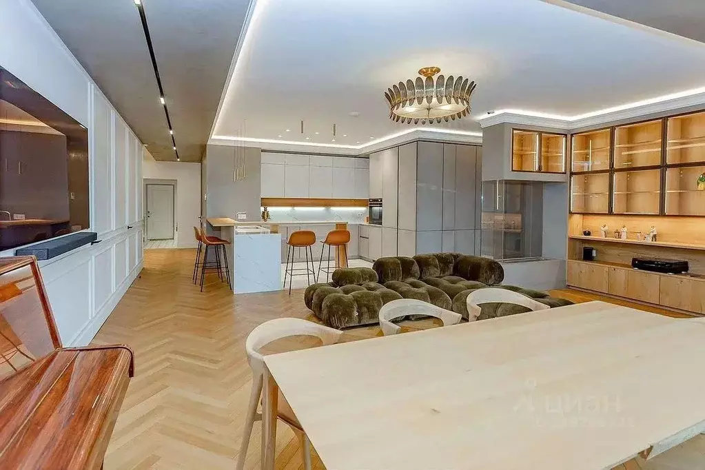 4-к кв. Москва Нежинская ул., 1к3 (167.0 м) - Фото 1
