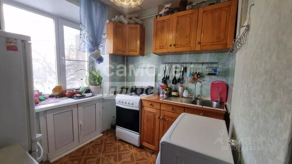 2-к кв. Коми, Сыктывкар Интернациональная ул., 100 (43.8 м) - Фото 0