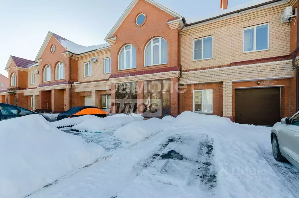 Таунхаус в Челябинская область, Копейск пос. Октябрьский, Премьера ... - Фото 1