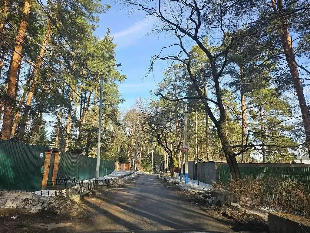 Участок в Московская область, Одинцовский городской округ, д. Жуковка ... - Фото 2