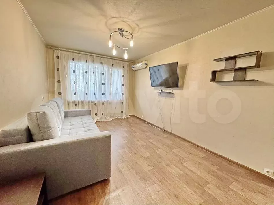 2-к. квартира, 53 м, 4/9 эт. - Фото 0