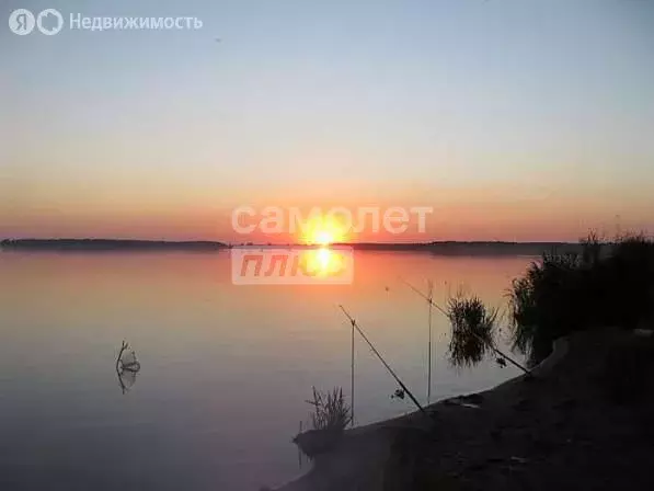 Участок в село Огневское, Партизанская улица (25 м) - Фото 2