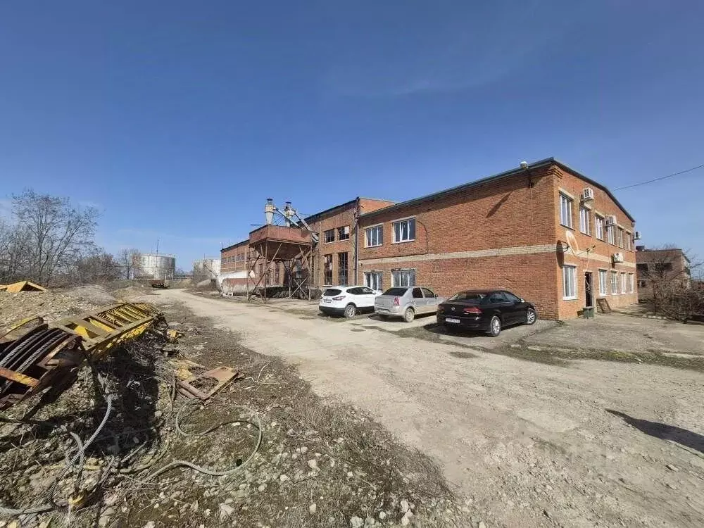 Производственное помещение в Краснодарский край, Северская ст-ца ул. ... - Фото 1