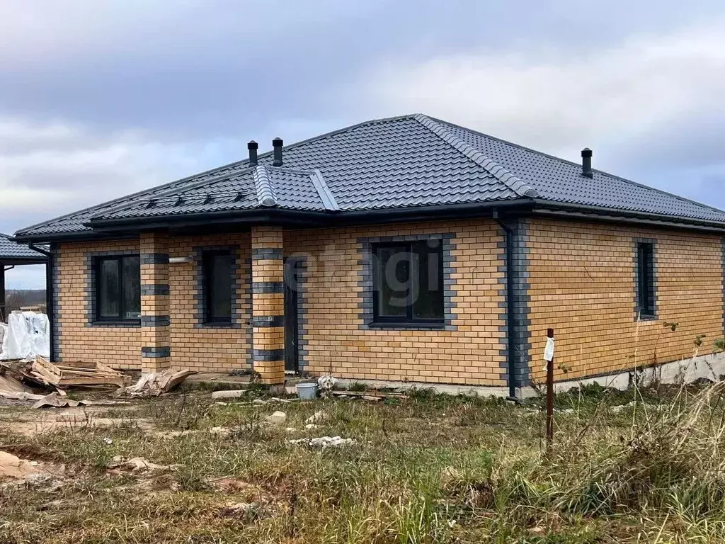 Дом в Смоленская область, Смоленский муниципальный округ, д. Быльники ... - Фото 1