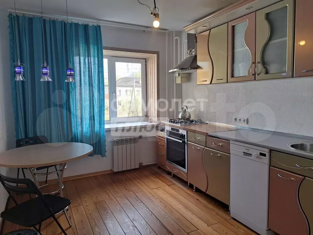 3-к. квартира, 64 м, 1/3 эт. - Фото 1