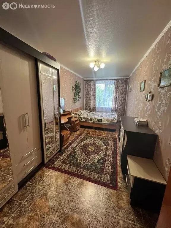 3-комнатная квартира: Каменск-Шахтинский, микрорайон Лиховской, ... - Фото 1