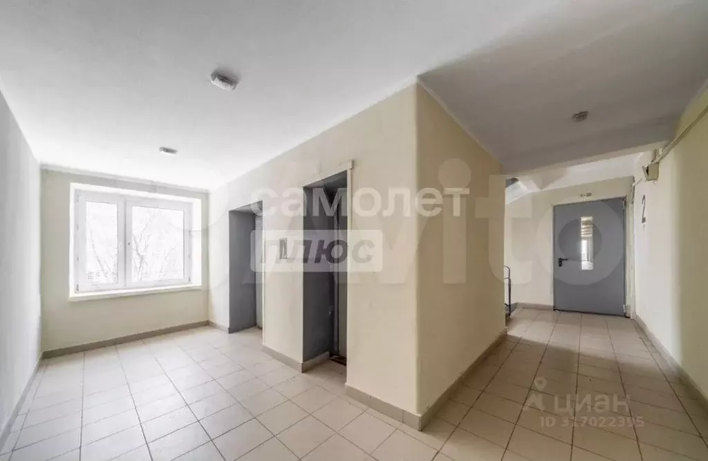 1-к. квартира, 30,7 м, 2/9 эт. - Фото 0