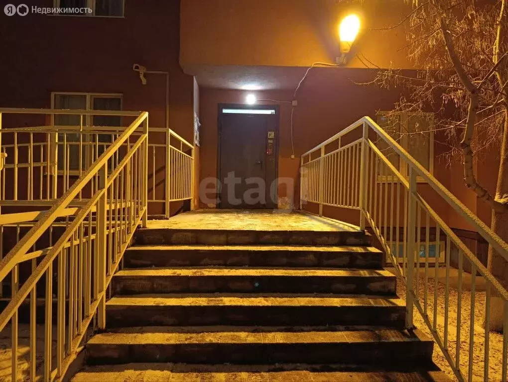 1-комнатная квартира: Тюмень, улица Бориса Опрокиднева, 2 (39.3 м) - Фото 1