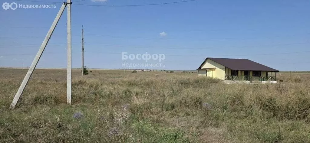 Участок в Береговое, Сельская улица (7.3 м) - Фото 1