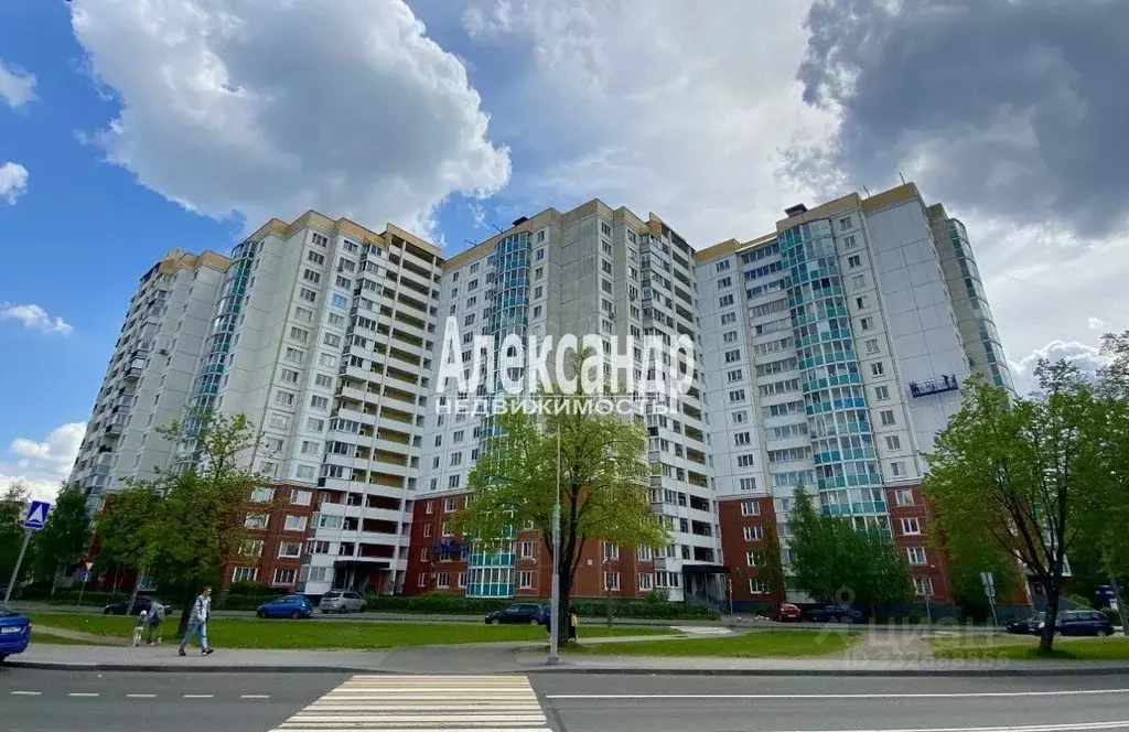 2-к кв. Санкт-Петербург ул. Карпинского, 33к1 (66.0 м) - Фото 1