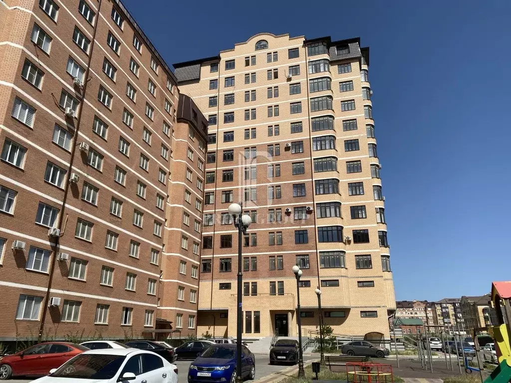 2-к кв. Дагестан, Каспийск ул. Зейнудина Батманова (84.0 м) - Фото 0