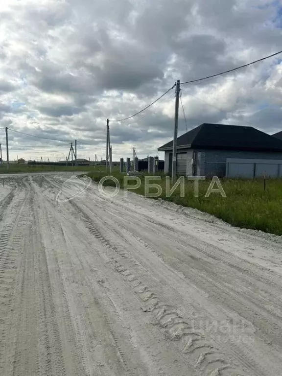 Участок в Тюменская область, Тюменский район, д. Падерина Луговая ул. ... - Фото 1