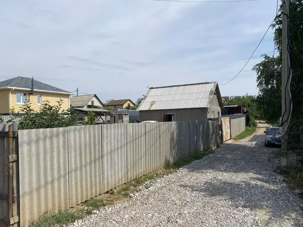 Дом в Волгоградская область, Волгоград ул. Джамбула Джабаева (43 м) - Фото 1