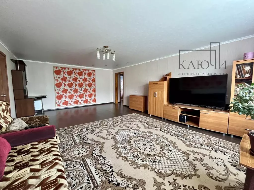 3-к кв. Челябинская область, Магнитогорск ул. Жукова, 14/3 (83.0 м) - Фото 0