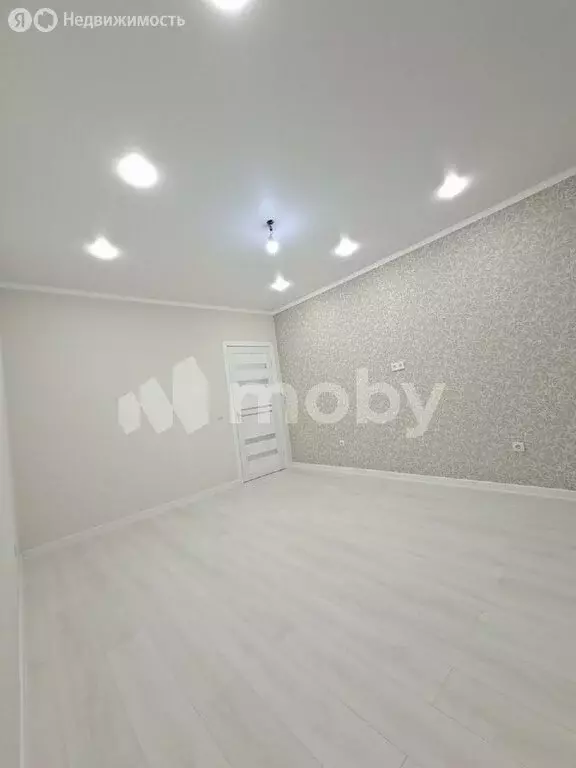 1-комнатная квартира: Калининград, Елизаветинская улица, 4 (35 м) - Фото 2