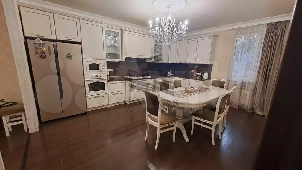 3-к. квартира, 120 м, 1/2 эт. - Фото 1