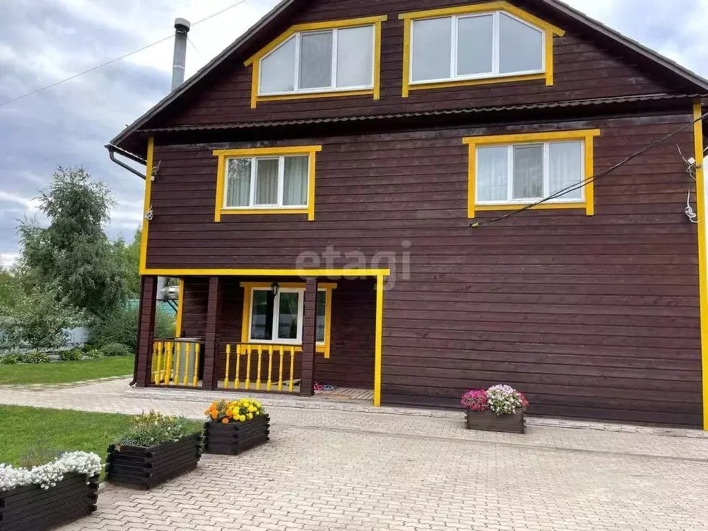 Дом в Пермский край, д. Грузди ул. Лесная, 9 (300 м) - Фото 0