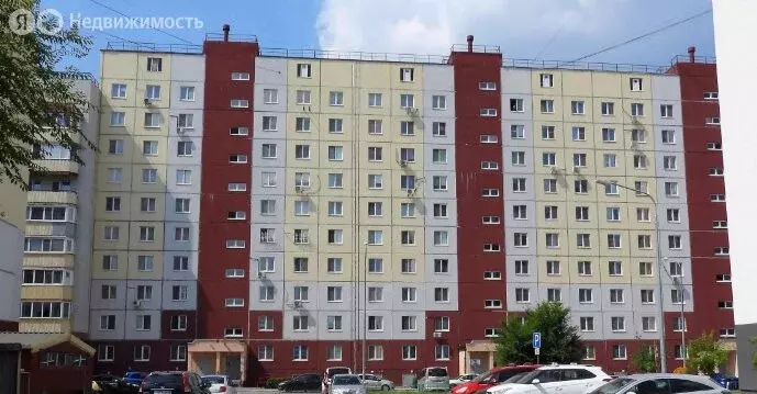 3-комнатная квартира: Тюмень, микрорайон Мыс, Судоремонтная улица, 28 ... - Фото 1