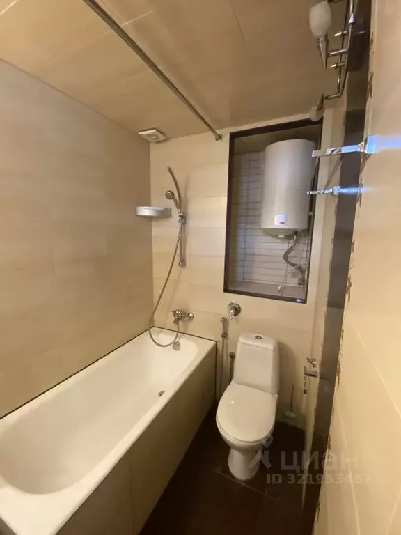 2-к кв. Крым, Симферополь ул. Козлова, 65 (55.0 м) - Фото 1