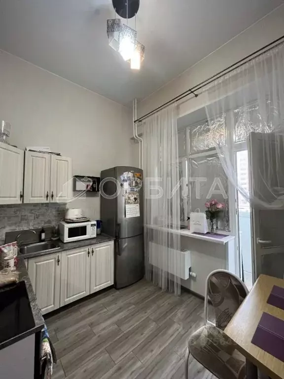 2-к кв. Тюменская область, Тюмень ул. Федюнинского, 58к2 (52.9 м) - Фото 2