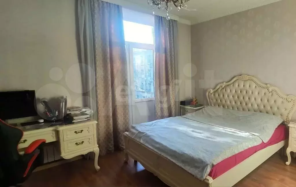 3-к. квартира, 80 м, 4/5 эт. - Фото 1