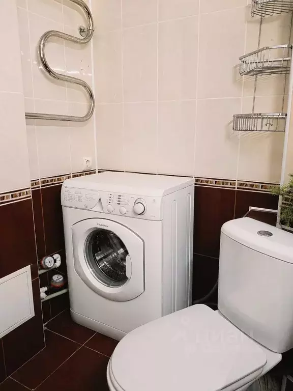 3-к кв. Саратовская область, Энгельс ул. Тельмана, 23 (65.0 м) - Фото 2