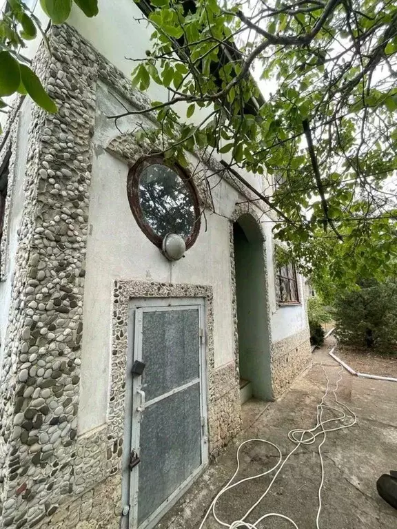 Дом в Крым, Сакский район, Суворовское с/пос, Днепр СПК ул. Ореховая ... - Фото 0