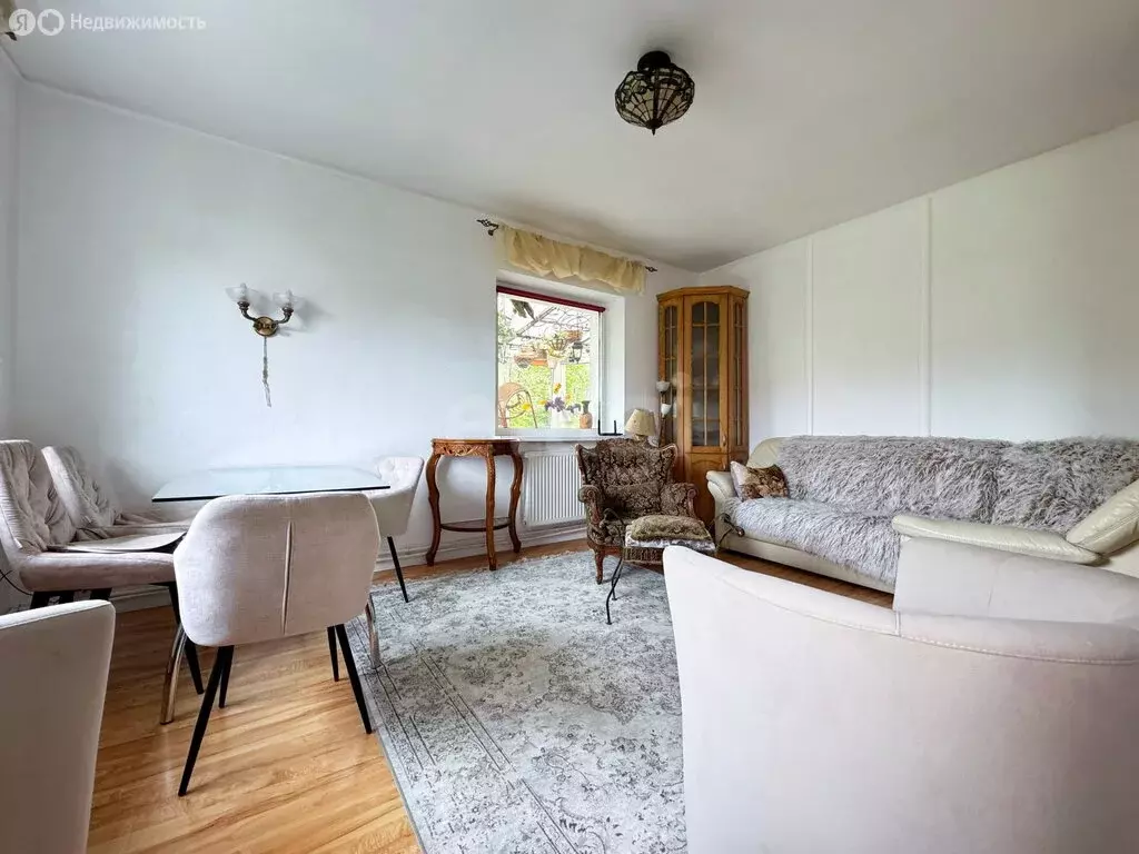 4-комнатная квартира: Калининград, улица Менделеева, 27 (240 м) - Фото 2