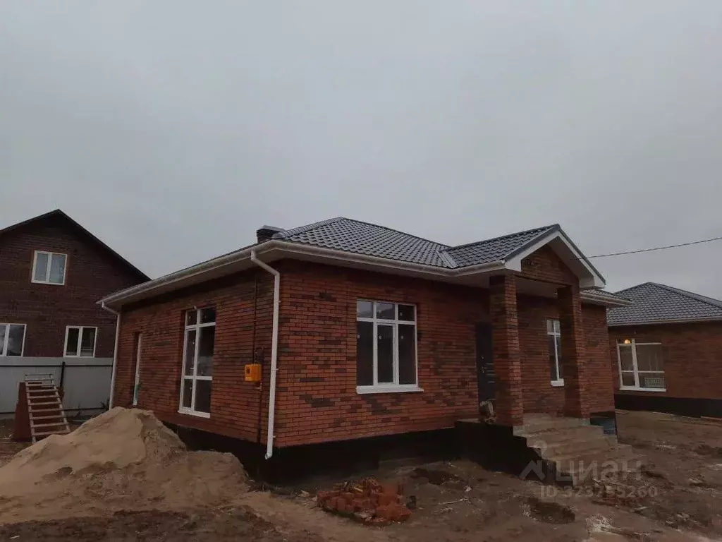 Коттедж в Татарстан, с. Высокая Гора ул. Александра Трифонова, 3В (98 ... - Фото 1