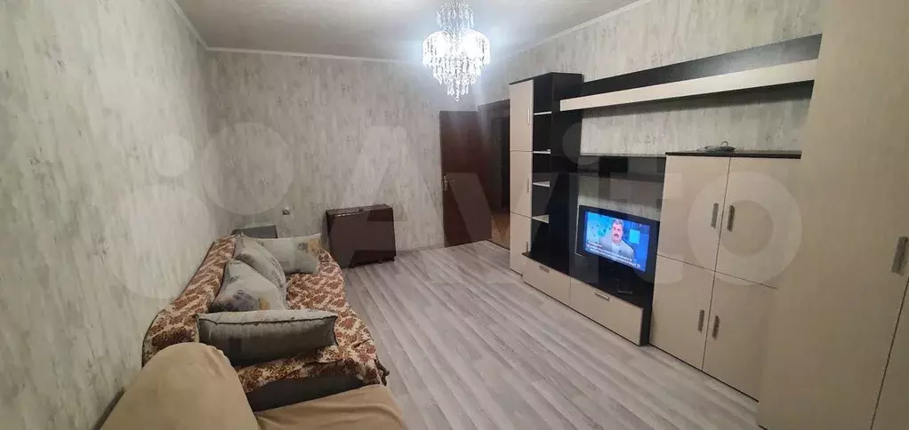 2-к. квартира, 64 м, 2/8 эт. - Фото 1