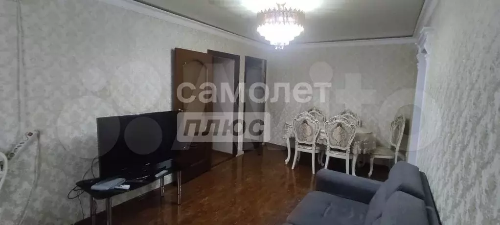 3-к. квартира, 70 м, 4/5 эт. - Фото 0