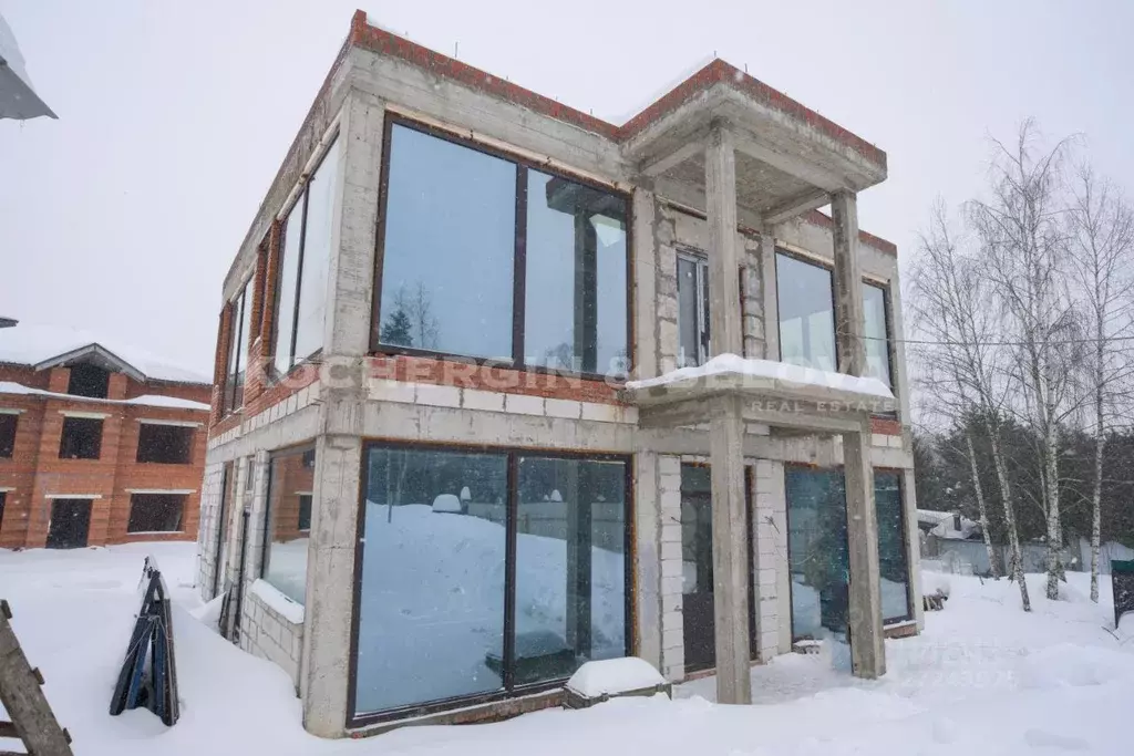 Дом в Московская область, Одинцовский городской округ, с. Немчиновка  ... - Фото 1