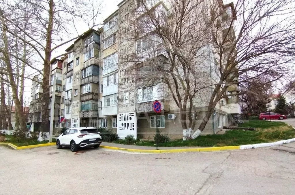 2-к кв. Севастополь ул. Пирогова, 2Б (54.0 м) - Фото 0